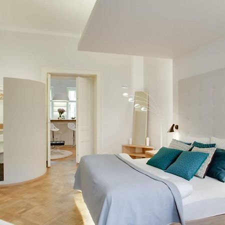 Bright Prague Na Porici Apartment Екстериор снимка