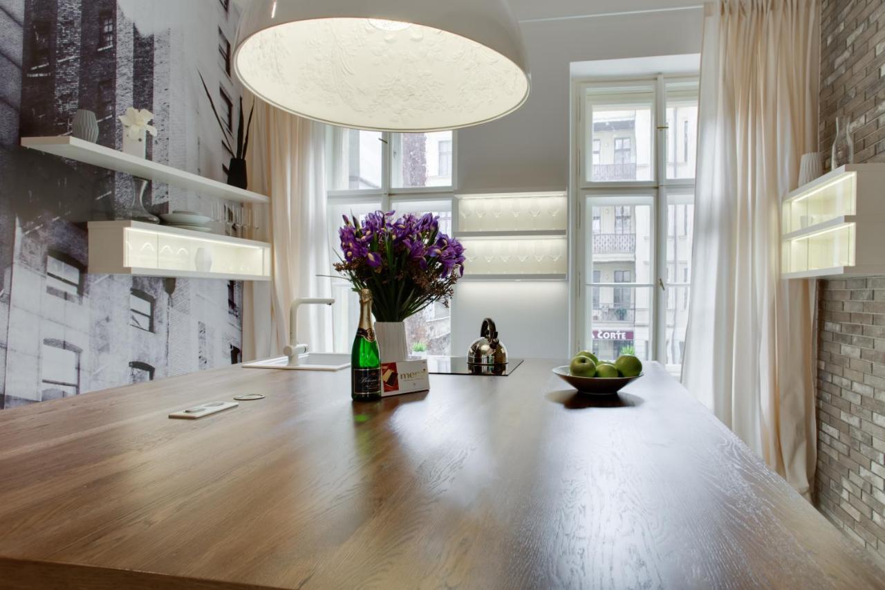 Bright Prague Na Porici Apartment Екстериор снимка