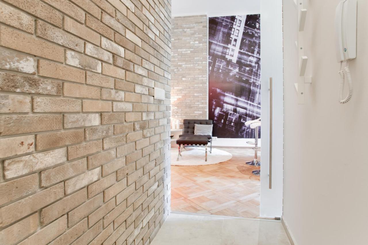 Bright Prague Na Porici Apartment Екстериор снимка